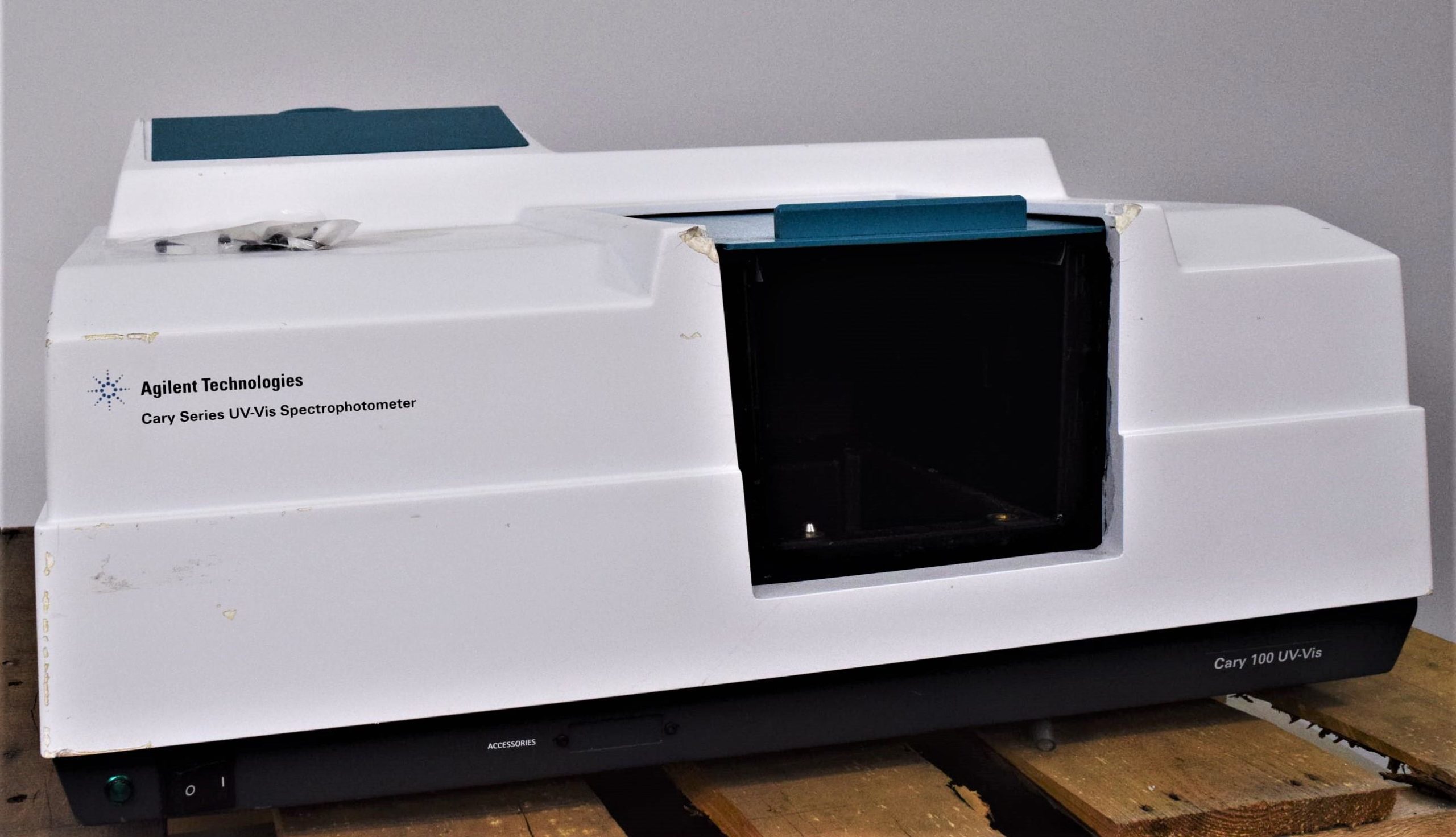 Cary 100 UVVis Agilent تجهیزات آزمایشگاهی , تحقیقاتی و صنعتی رابین آزما پارسیان