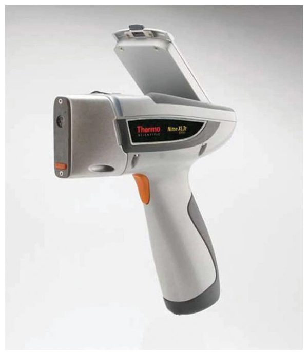 دستگاه XRF XL3t Ultra Niton کمپانی Thermo Fisher Scientific دستگاه XRF XL3t Ultra Niton کمپانی Thermo Fisher Scientific