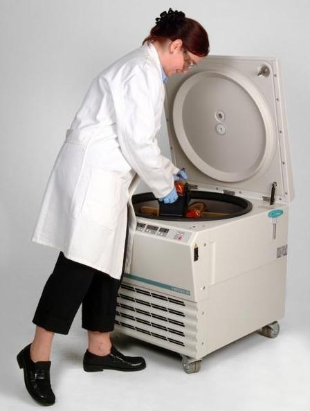 سانتریفیوژ یخچالدار Floor Standing Thermo Fisher مدل HERAEUS MULTIFUGE 4 KR سانتریفیوژ یخچالدار Floor Standing Thermo Fisher مدل HERAEUS MULTIFUGE 4 KR